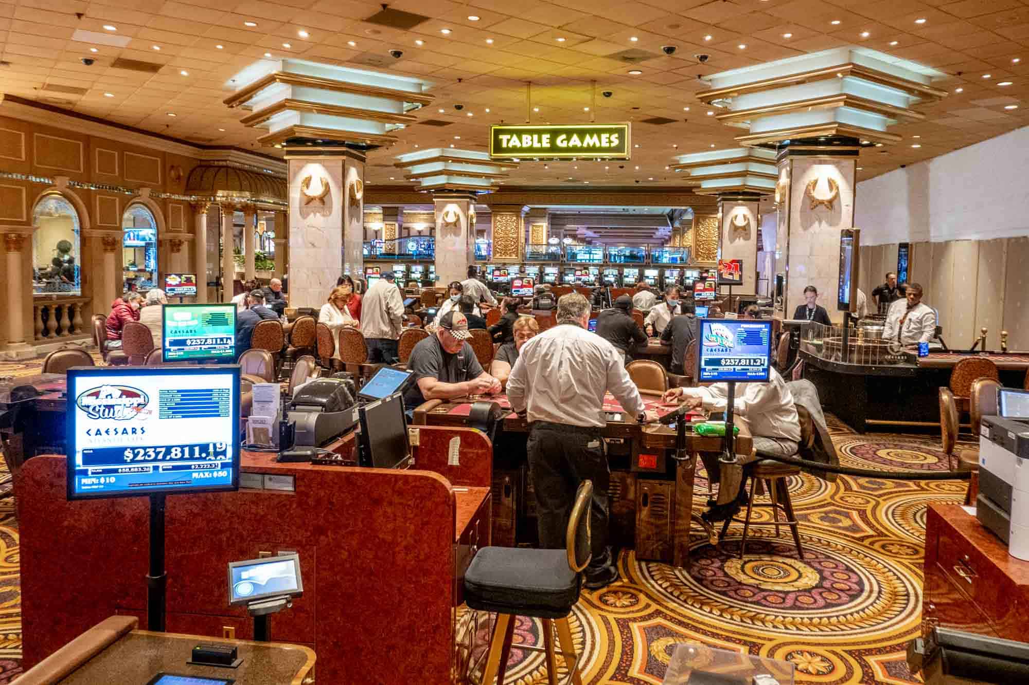 Slot Makinelerinde Şansın Dönüşümü: Bir Oyuncunun Hikayesi